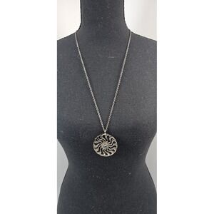 Vantel Pearls Sunburst Necklace Oyster Pearl Silver Tone Swirl Pendant